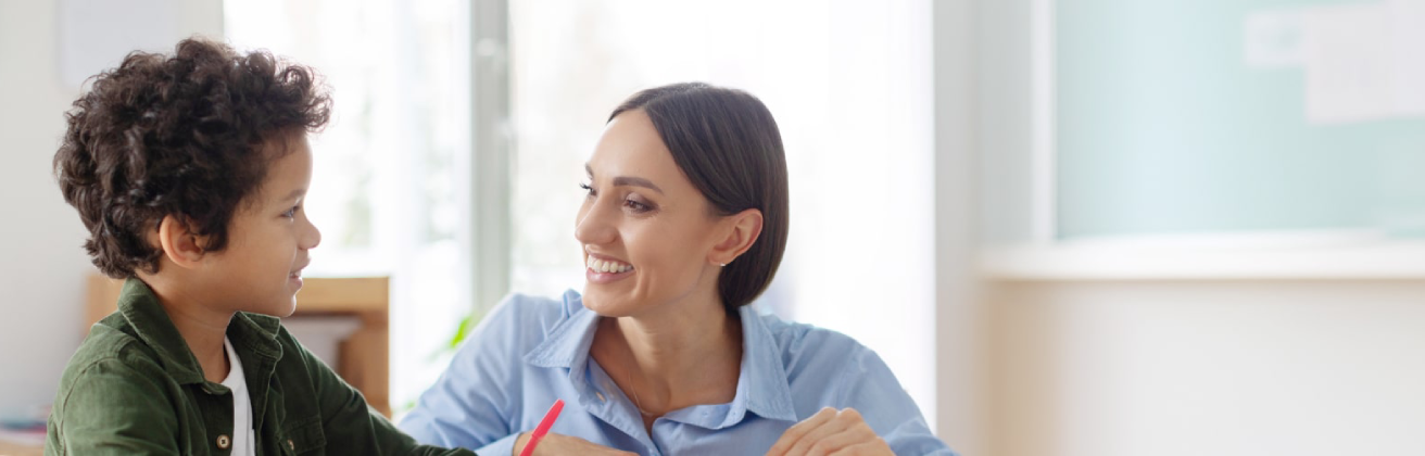 Qué es la escucha activa, tipos y técnicas para mejorarla